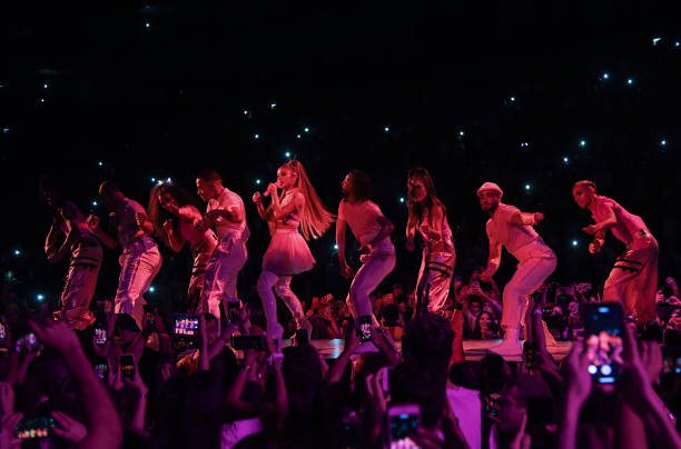 Ariana Grande performs on stage during her "Sweetener World Tour" at The O2 Arena on August 17, 2019 in London, England. (612×404)