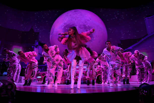 Ariana Grande performs on stage during her "Sweetener World Tour" at The O2 Arena on August 19, 2019 in London, England. (612×408)