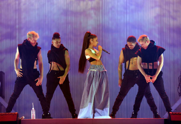 Ariana Grande performs on stage during the "Dangerous Woman" Tour Opener at Talking Stick Resort Arena on February 3, 2017 in Phoenix, Arizona. (612×422)