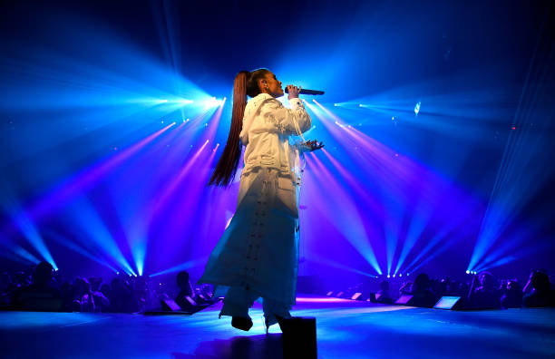 Ariana Grande performs on stage during the "Dangerous Woman" Tour Opener at Talking Stick Resort Arena on February 3, 2017 in Phoenix, Arizona. (612×396)