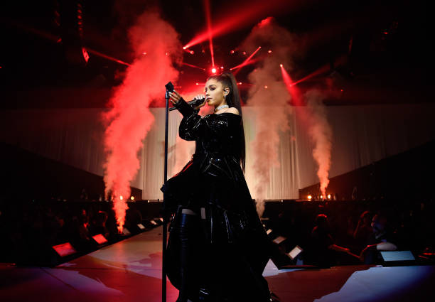 Ariana Grande performs on stage during the "Dangerous Woman" Tour Opener at Talking Stick Resort Arena on February 3, 2017 in Phoenix, Arizona. (612×425)