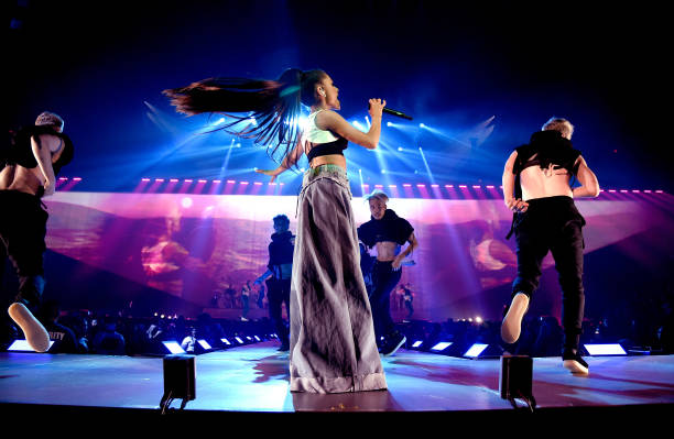 Ariana Grande performs on stage during the "Dangerous Woman" Tour Opener at Talking Stick Resort Arena on February 3, 2017 in Phoenix, Arizona. (612×399)