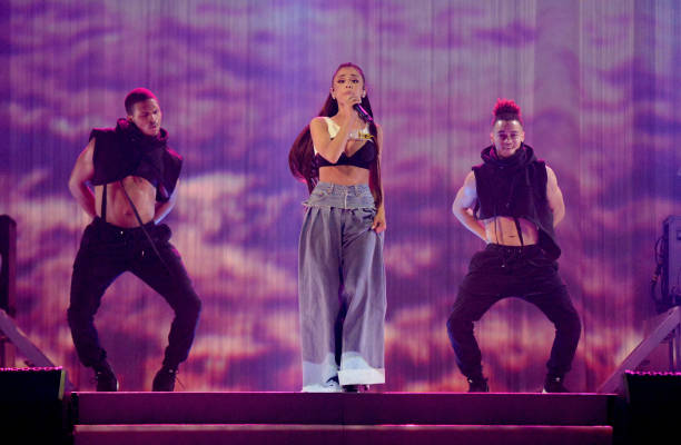 Ariana Grande performs on stage during the "Dangerous Woman" Tour Opener at Talking Stick Resort Arena on February 3, 2017 in Phoenix, Arizona. (612×400)