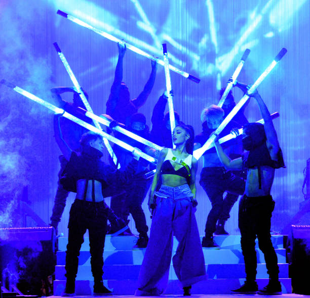 Ariana Grande performs on stage during the "Dangerous Woman" Tour Opener at Talking Stick Resort Arena on February 3, 2017 in Phoenix, Arizona. (612×590)