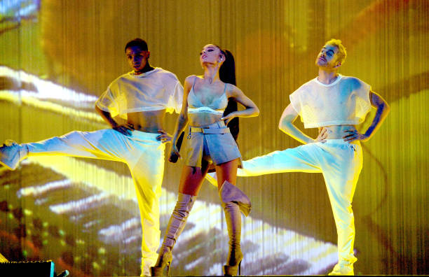 Ariana Grande performs on stage during the "Dangerous Woman" Tour Opener at Talking Stick Resort Arena on February 3, 2017 in Phoenix, Arizona. (612×396)