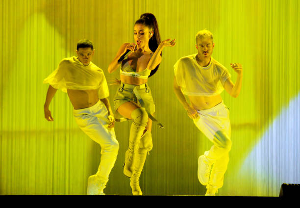 Ariana Grande performs on stage during the "Dangerous Woman" Tour Opener at Talking Stick Resort Arena on February 3, 2017 in Phoenix, Arizona. (612×424)