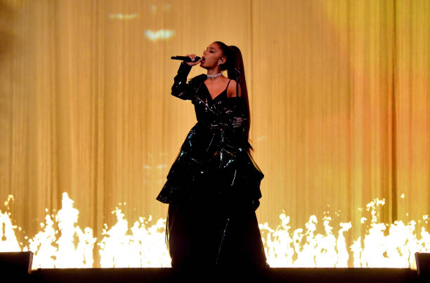 Ariana Grande performs on stage during the "Dangerous Woman" Tour Opener at Talking Stick Resort Arena on February 3, 2017 in Phoenix, Arizona. (612×403)