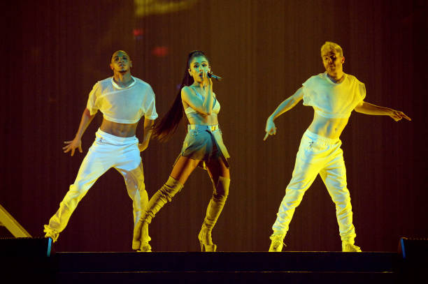 Ariana Grande performs on stage during the "Dangerous Woman" Tour Opener at Talking Stick Resort Arena on February 3, 2017 in Phoenix, Arizona. (612×407)