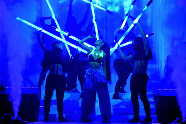 Ariana Grande performs on stage during the "Dangerous Woman" Tour Opener at Talking Stick Resort Arena on February 3, 2017 in Phoenix, Arizona. (612×407)