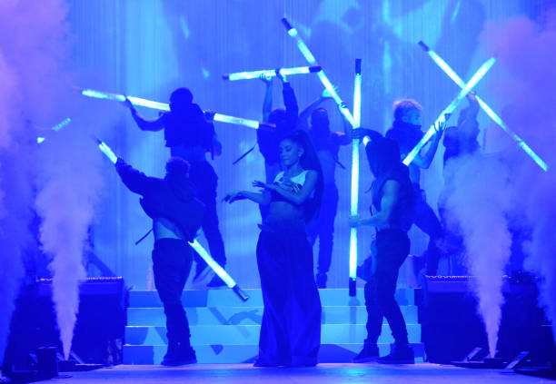 Ariana Grande performs on stage during the "Dangerous Woman" Tour Opener at Talking Stick Resort Arena on February 3, 2017 in Phoenix, Arizona. (612×423)