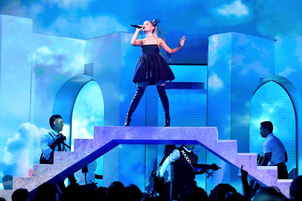 Ariana Grande performs onstage during the 2018 Billboard Music Awards at MGM Grand Garden Arena on May 20, 2018 in Las Vegas, Nevada. (612×408)