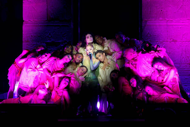 Ariana Grande performs onstage during The 2024 Met Gala Celebrating "Sleeping Beauties: Reawakening Fashion" at The Metropolitan Museum of Art on May 06, 2024 in New York City. — frame 171/236 (612×408)