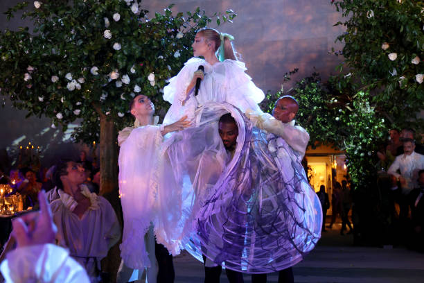 Ariana Grande performs onstage during The 2024 Met Gala Celebrating "Sleeping Beauties: Reawakening Fashion" at The Metropolitan Museum of Art on May 06, 2024 in New York City. — frame 140/236 (612×408)