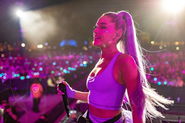 Ariana Grande performs with Kygo onstage during the 2018 Coachella Valley Music And Arts Festival at the Empire Polo Field on April 20, 2018 in Indio, California. — frame 2/19 (612×408)