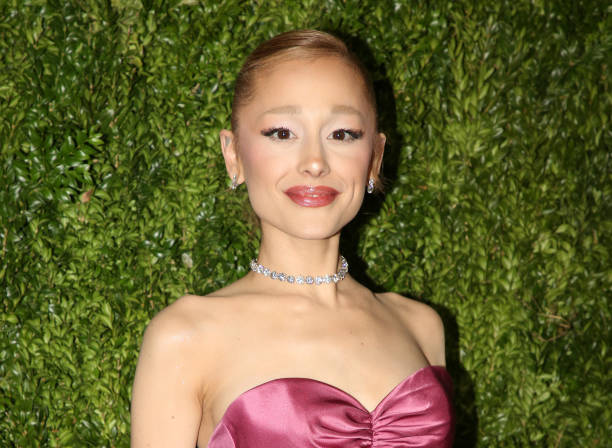 Ariana Grande poses at the Ozdust Ball "Wicked" New York City premiere at the Museum of Modern Art on November 14, 2024 