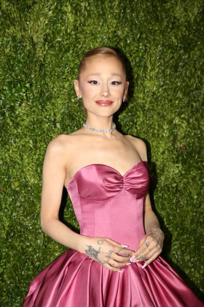 Ariana Grande poses at the Ozdust Ball "Wicked" New York City Premiere at the Museum of Modern Art on November 14, 2024 
