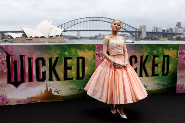 Ariana Grande poses for a photocall at Mrs Macquarie's Chair for the Australian premiere of "Wicked" at on November 05, 