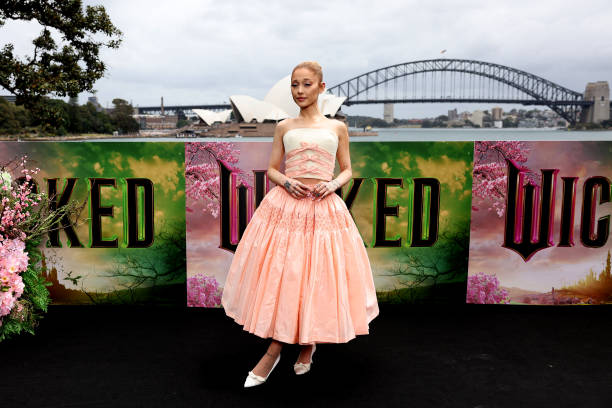 Ariana Grande poses for a photocall at Mrs Macquarie's Chair for the Australian premiere of "Wicked" at on November 05, 