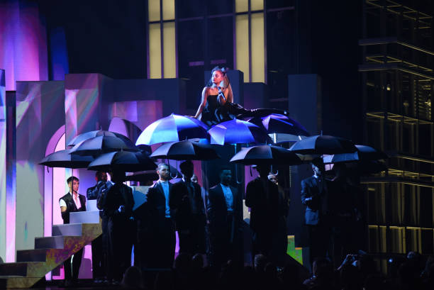 Presentation -- 2018 BBMA's at the MGM Grand, Las Vegas, Nevada -- Pictured: Ariana Grande -- — frame 3/4 (612×409)
