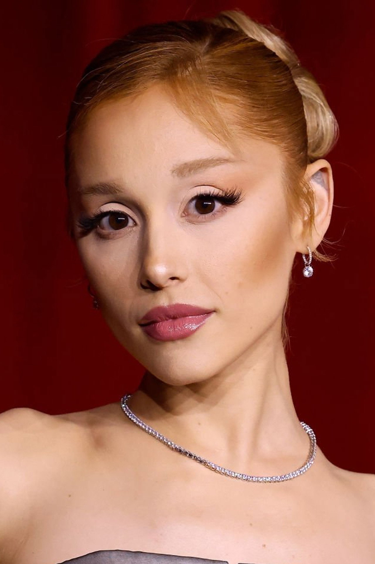 Ariana Grande — Profile Photo
