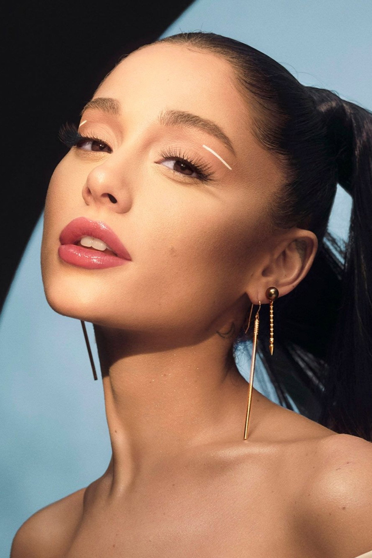 Ariana Grande — Profile Photo