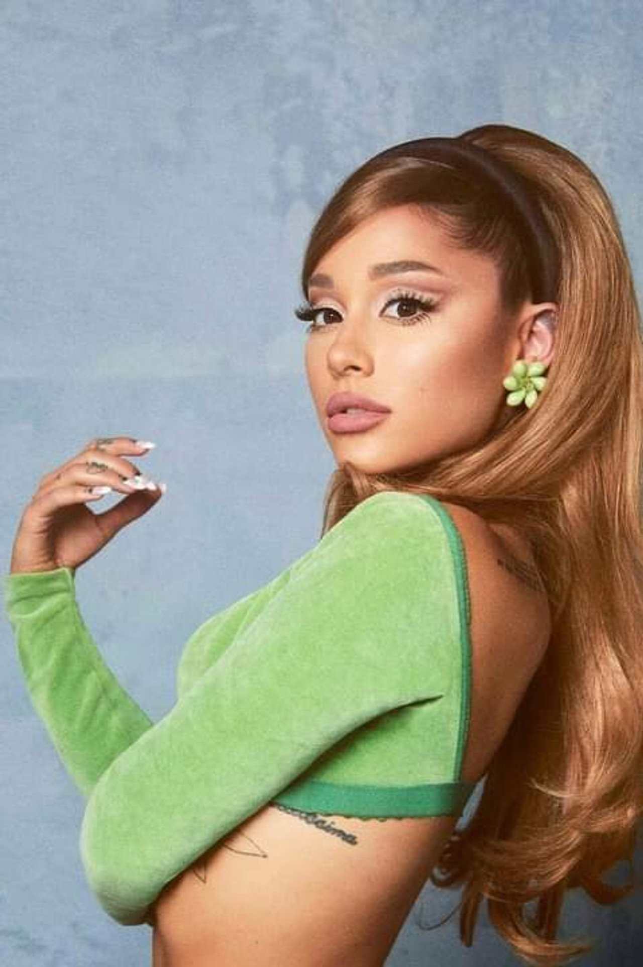 Ariana Grande — Profile Photo