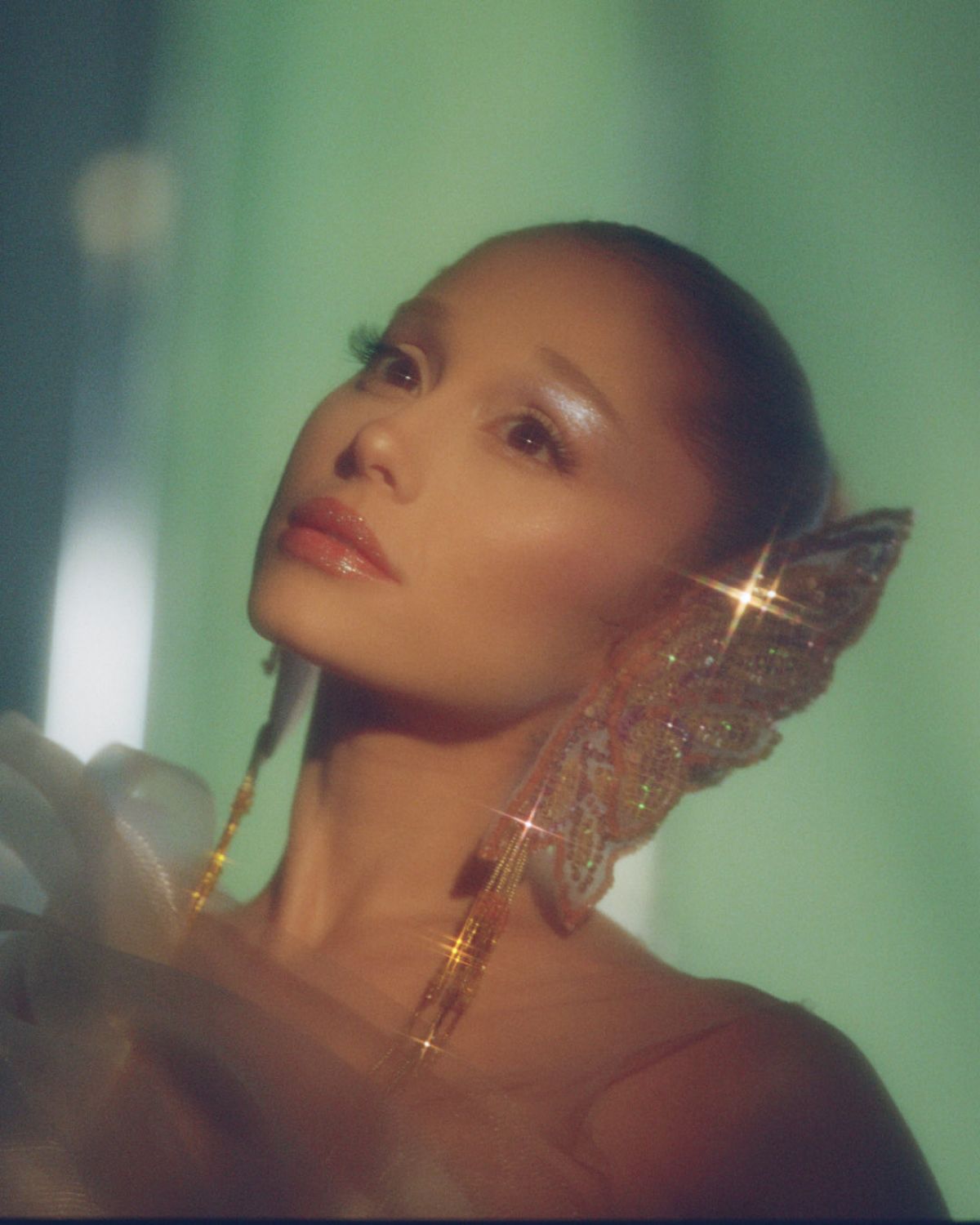 ARIANA GRANDE – R.E.M. Beauty x Wicked: For Good Collection, October 2025