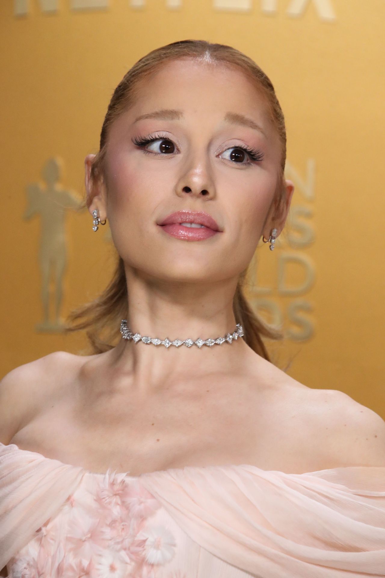 Ariana Grande’s Dreamy Loewe Gown Steals the Show at 2025 SAG Awards