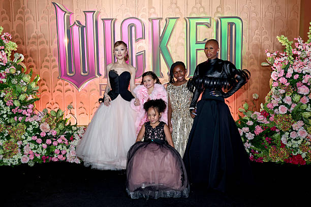 Ariana Grande, Scarlett Spears, Cesily Collette Taylor, Karis Musongole, and Cynthia Erivo attend the "Wicked: For Good!" New York Premiere at David Geffen Hall on November 17, 2025 in New York City. (612×408)