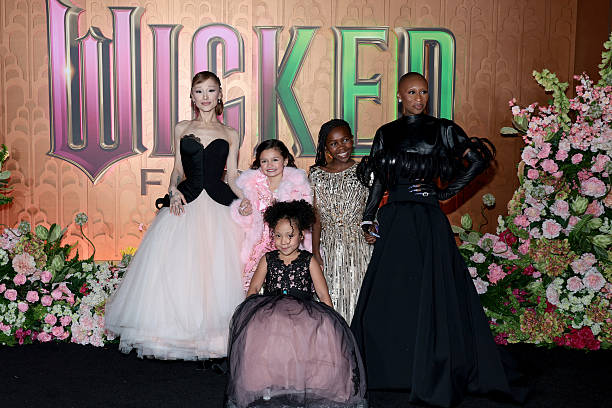 Ariana Grande, Scarlett Spears, Karis Musongole, Cesily Collette Taylor and Cynthia Erivo attend as Universal Pictures proudly presents the WICKED FOR GOOD US Premiere on November 17, 2025 in New York City. (612×408)