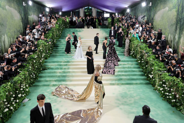 Ariana Grande, Serena Williams and Cynthia Erivo attend The 2024 Met Gala Celebrating "Sleeping Beauties: Reawakening Fashion" at The Metropolitan Museum of Art on May 06, 2024 in New York City. (612×408)