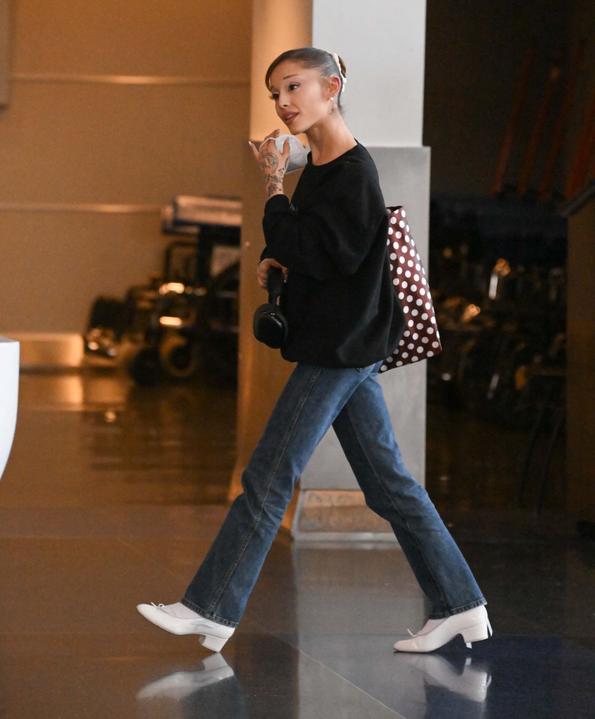 ARIANA GRANDE Spotted for First Time Since Announcing She Will Be Stepping Away from the Public Eye 08/10/2026