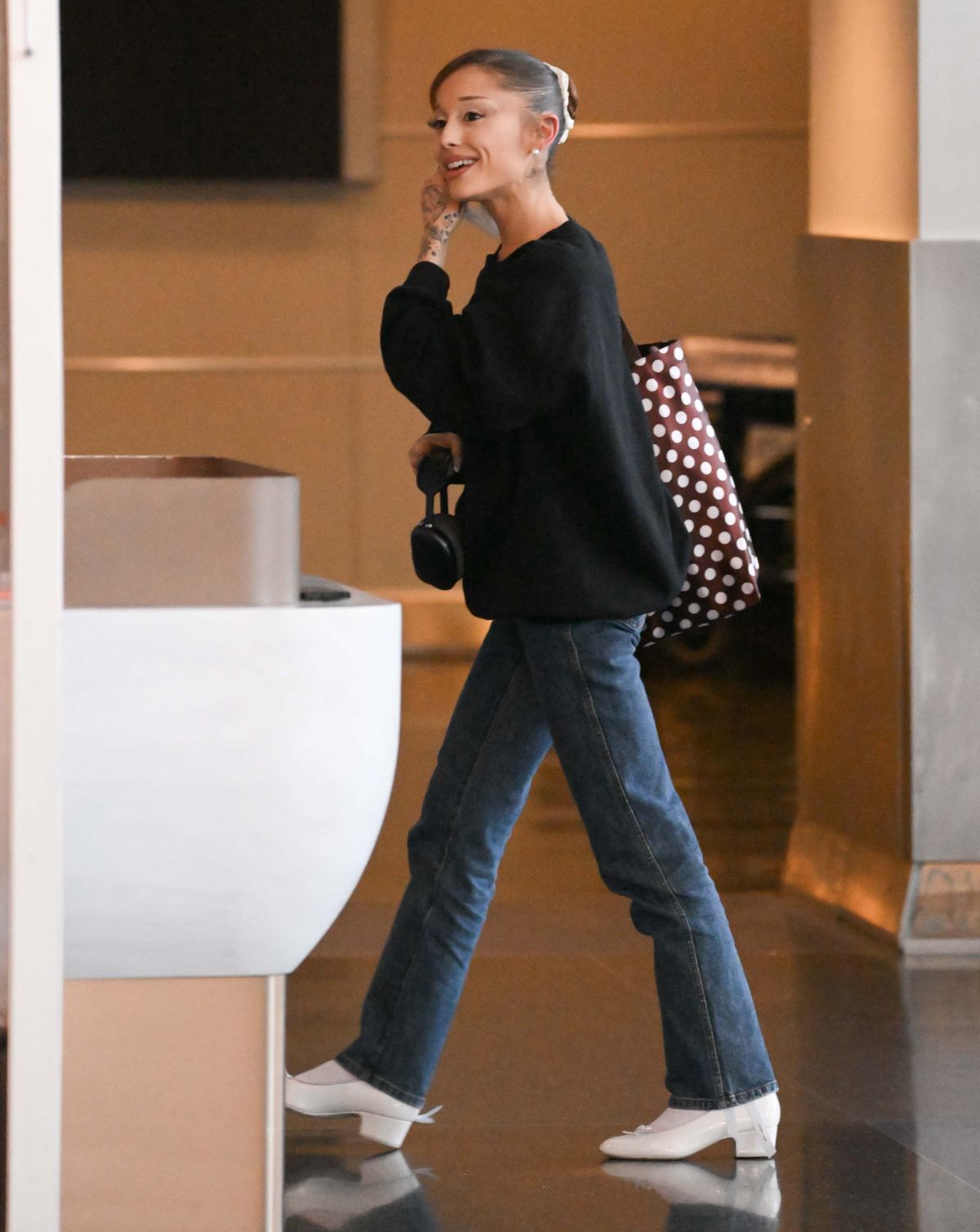 ARIANA GRANDE Spotted for First Time Since Announcing She Will Be Stepping Away from the Public Eye 08/10/2026