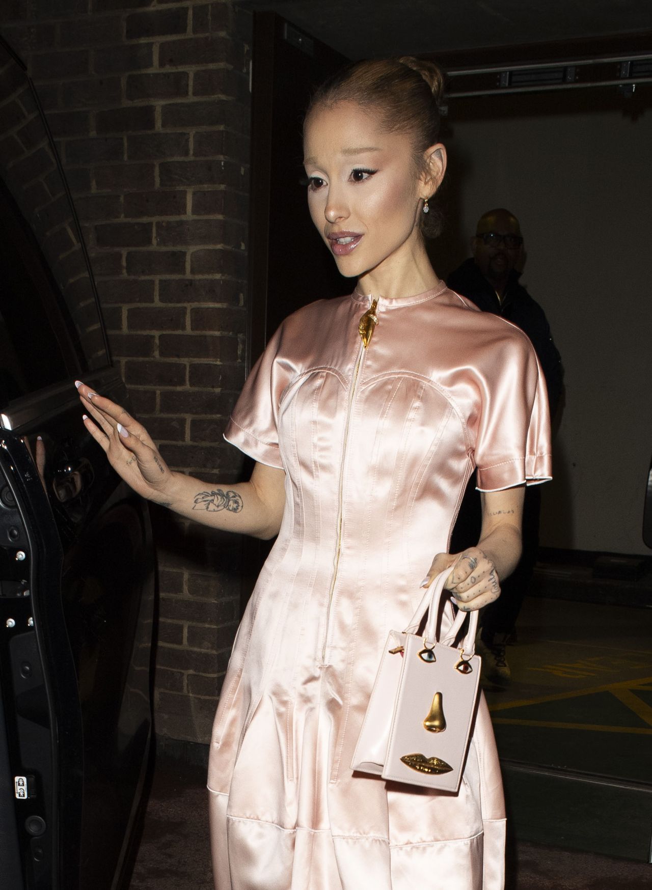 Ariana Grande Stuns in $7,100 Schiaparelli Dress After First Oscar Nod