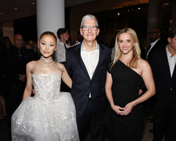 Ariana Grande, Tim Cook, and Reese Witherspoon attend the WSJ. Magazine 2024 Innovator Awards on October 29, 2024 in New York City. — frame 25/28 (612×490)