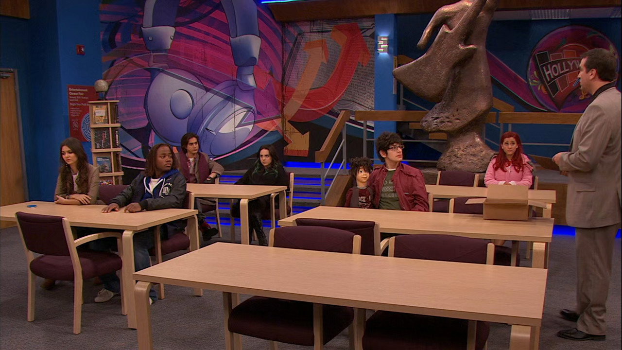 Victorious S03E01 — The Breakfast Bunch (Ariana Grande as Cat Valentine) (1280×720)
