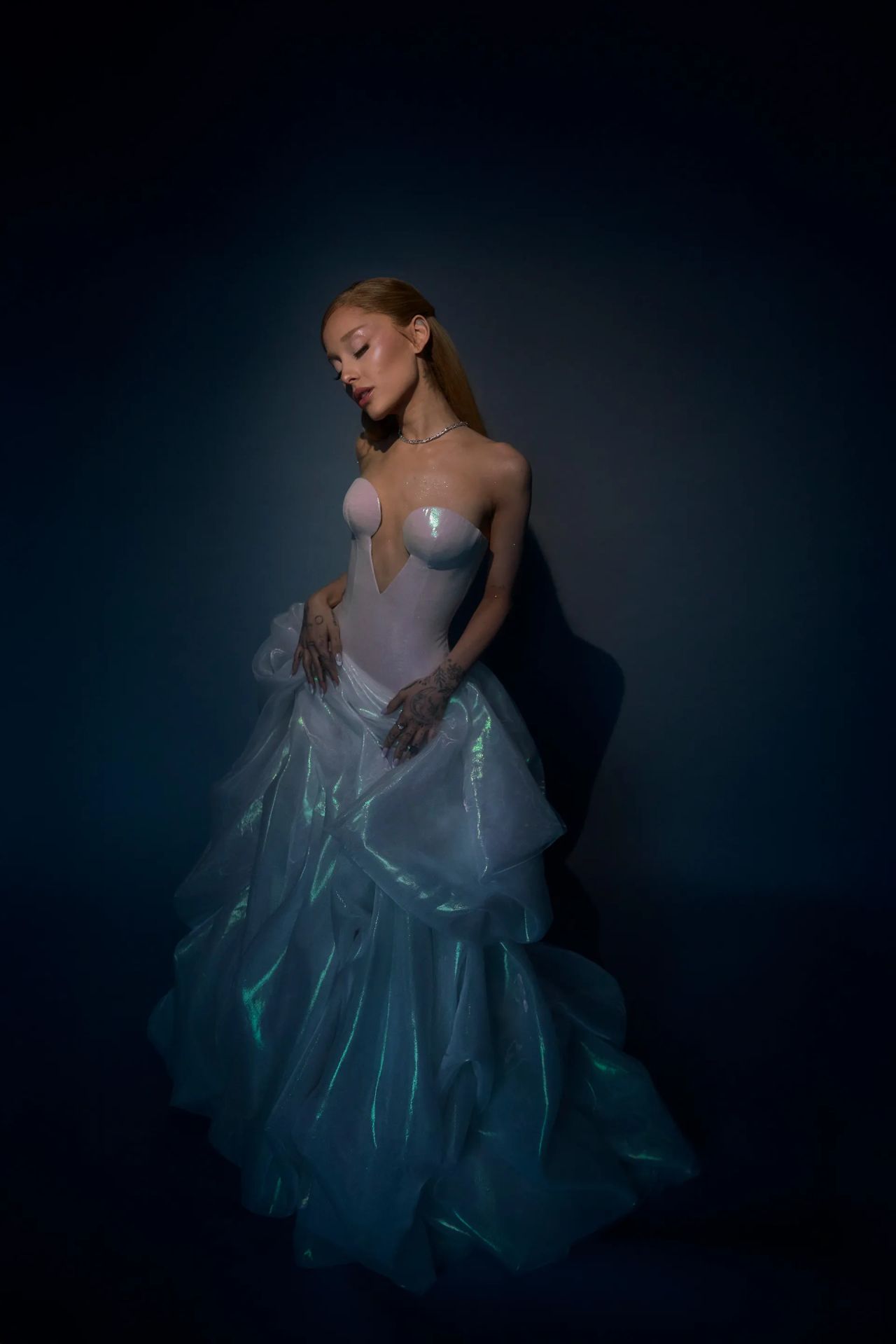 Ariana Grande – Vogue México y Latinoamérica (Nov 2024)