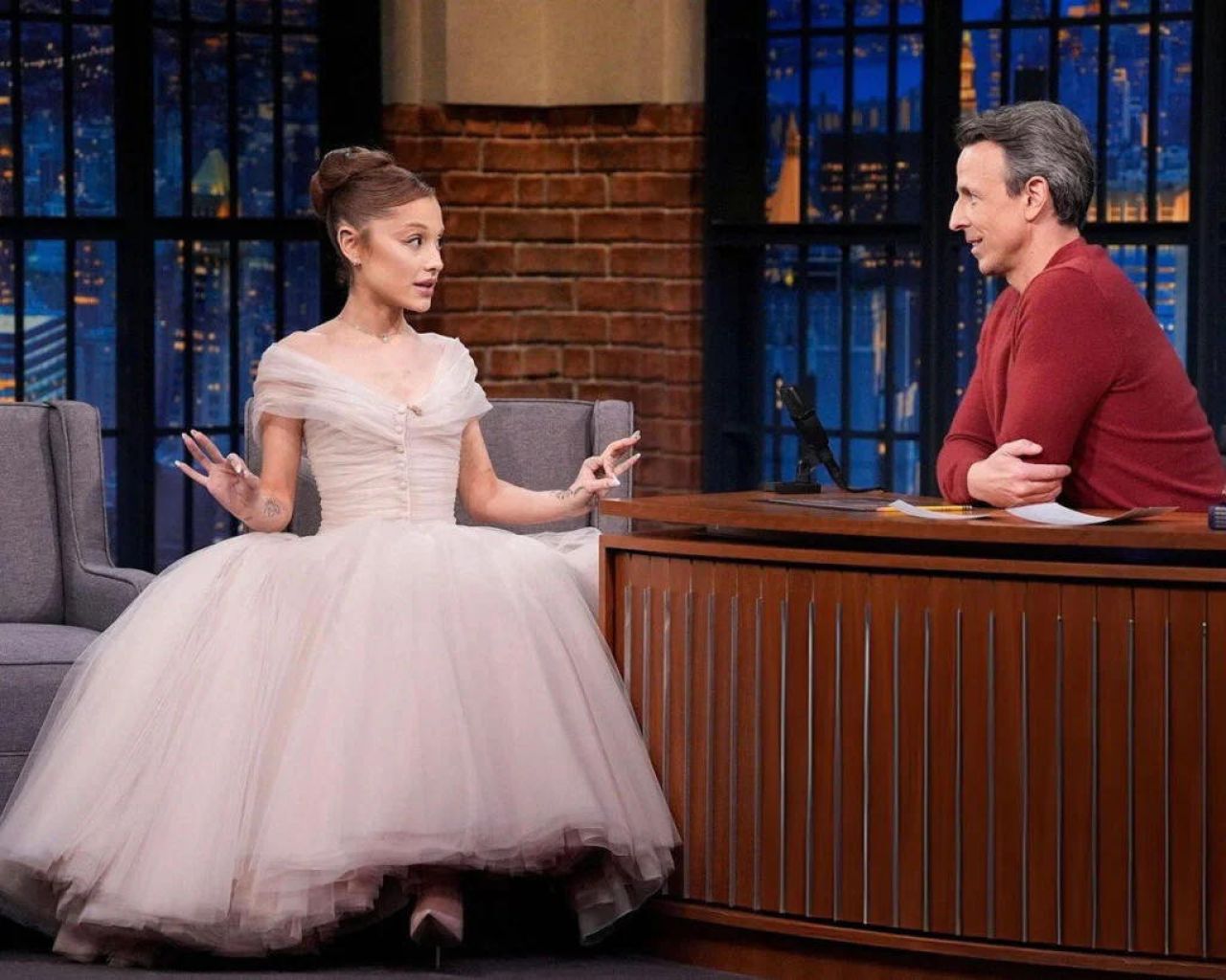 Ariana Grande Wears Paolo Sebastian On Late Night With Seth Meyers