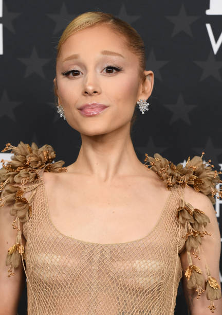 Ariana Grandearrives at the 30th Annual Critics Choice Awards at Barker Hangar on February 07, 2025 in Santa Monica, Cal