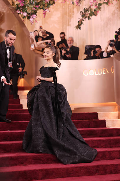 Beverly Hills, CA January 11, 2026 Ariana Grande on the red carpet at the 2026 Golden Globes held at the Beverly Hilton in Beverly Hills, CA on Sunday, January 11, 2026. — frame 3/6 (408×612)