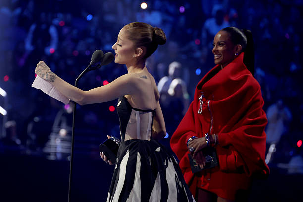 Ciara presents Ariana Grande with the Best Pop Award for “Brighter Days Ahead” during the 2025 MTV Video Music Awards at