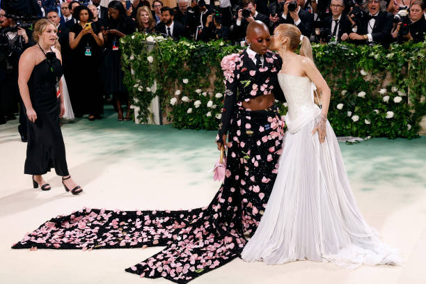 Cynthia Erivo and Ariana Grande attend the 2024 Costume Institute Benefit for "Sleeping Beauties: Reawakening Fashion" at The Metropolitan Museum of Art on May 06, 2024 in New York City. (612×408)