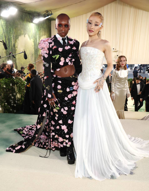 Cynthia Erivo and Ariana Grande attend The 2024 Met Gala Celebrating "Sleeping Beauties: Reawakening Fashion" at The Metropolitan Museum of Art on May 06, 2024 in New York City. (477×612)