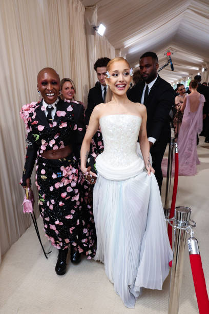 Cynthia Erivo and Ariana Grande attend The 2024 Met Gala Celebrating "Sleeping Beauties: Reawakening Fashion" at The Metropolitan Museum of Art on May 06, 2024 in New York City. (408×612)