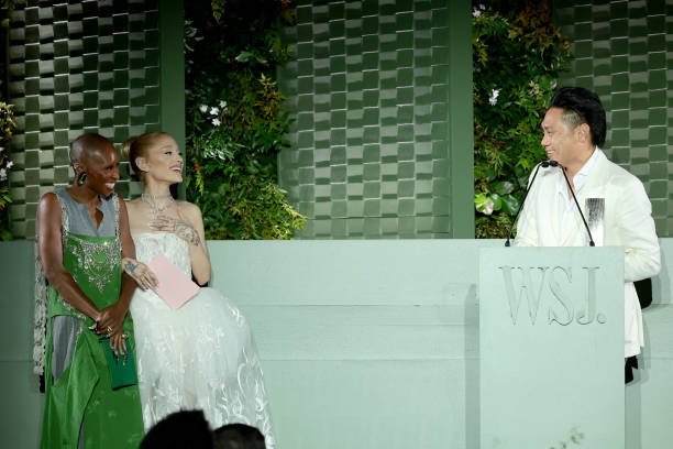 Cynthia Erivo, Ariana Grande, and Jon M. Chu speak onstage during the WSJ. Magazine 2024 Innovator Awards on October 29, 2024 in New York City. — frame 22/39 (612×408)
