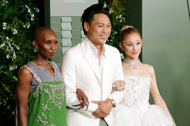 Cynthia Erivo, Jon M. Chu, and Ariana Grande attend the 2024 WSJ Magazines Innovator Awards at Museum of Modern Art on October 29, 2024 in New York City. (612×408)