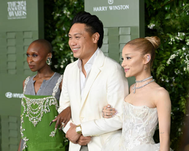 Cynthia Erivo, Jon M. Chu and Ariana Grande attend the WSJ. Magazine 2024 Innovator Awards on October 29, 2024 in New York City. (612×490)