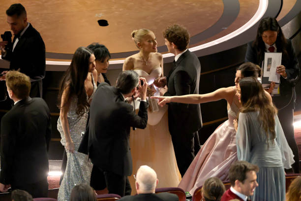 Demi Moore, Joan Grande, Ariana Grande, and Ethan Slater are seen during the 97th Annual Oscars at Dolby Theatre on March 02, 2025 in Hollywood, California. — frame 134/202 (612×408)