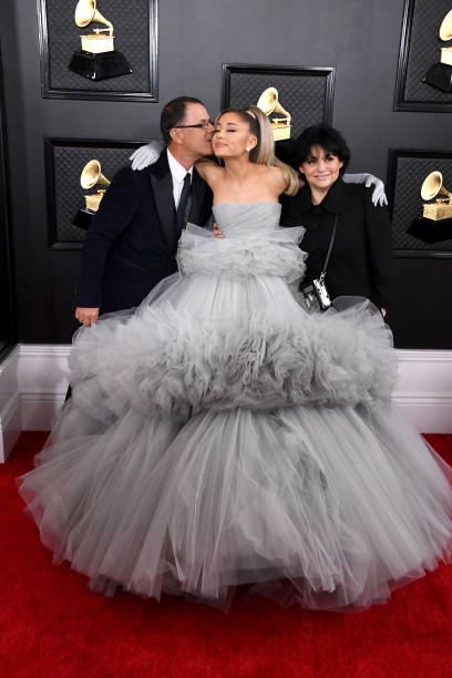 Edward Butera, Ariana Grande and Joan Grande attend the 62nd Annual GRAMMY Awards at Staples Center on January 26, 2020 in Los Angeles, California. (408×612)