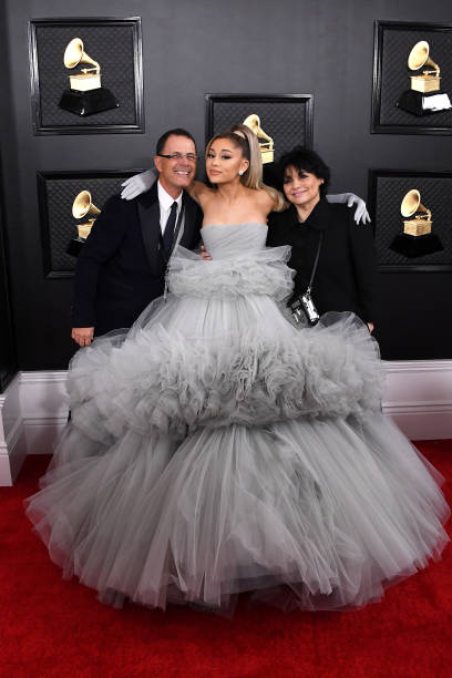 Edward Butera, Ariana Grande and Joan Grande attend the 62nd Annual GRAMMY Awards at Staples Center on January 26, 2020 in Los Angeles, California. — frame 150/153 (408×612)